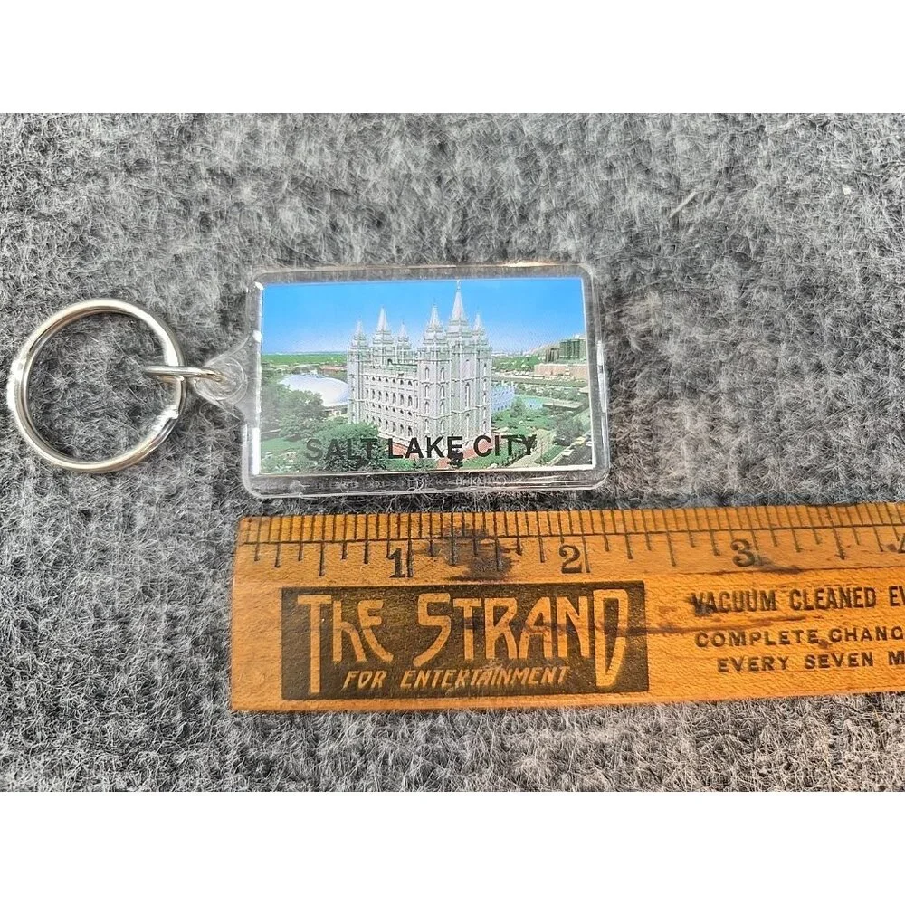 Vtg Keychain Salt Lake City Acrylic Sealed Plastic